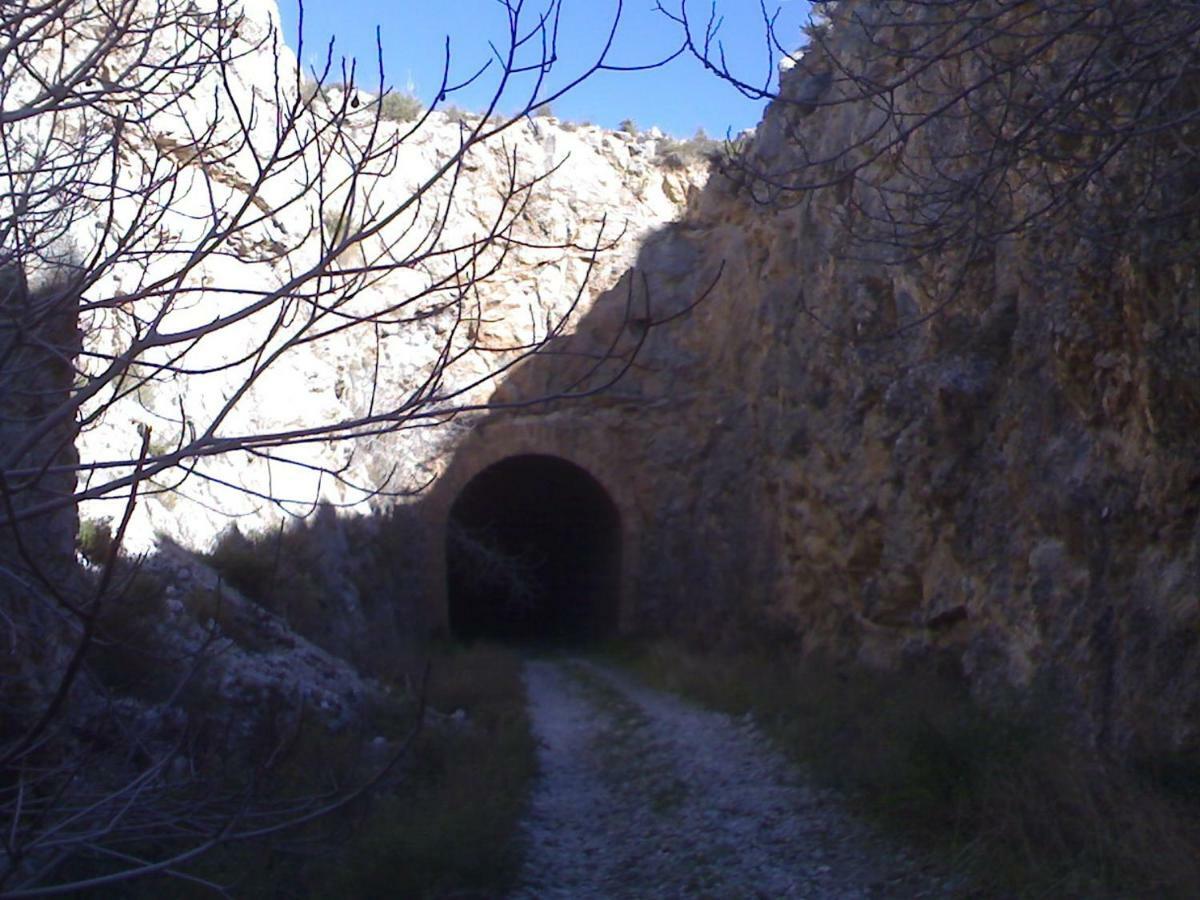 Cuevas Adonia Villa Freila Luaran gambar